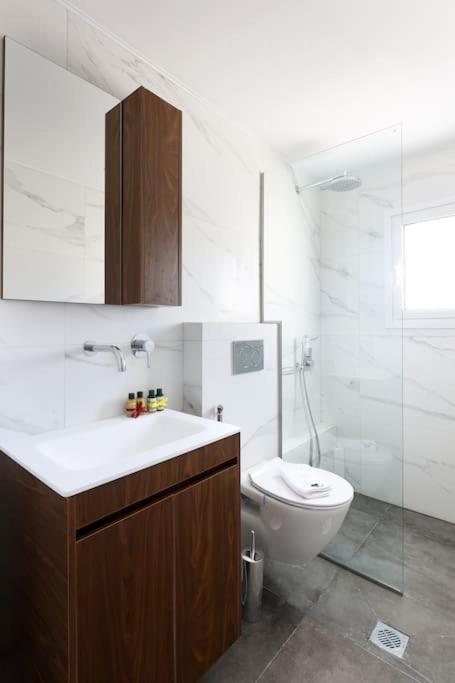 Blue Delta Apartment Palaio Faliro Athens Exterior photo